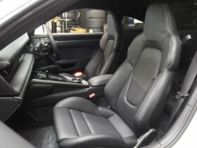 
									Porsche 911 Carrera White 2022′ BZVUH full								