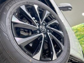 
									TOYOTA Noah S-Z Pearl White 2025′ C04CO full								
