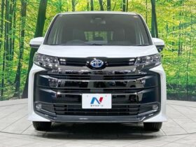 
									TOYOTA Noah S-Z Pearl White 2025′ C04CO full								