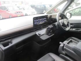 
									NISSAN Serena Highway Star V Pearl White 2023′ C05DC full								