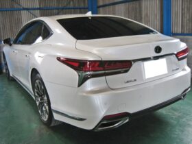 
									Lexus LS Executive Pearl White 2018′ C0IZS full								