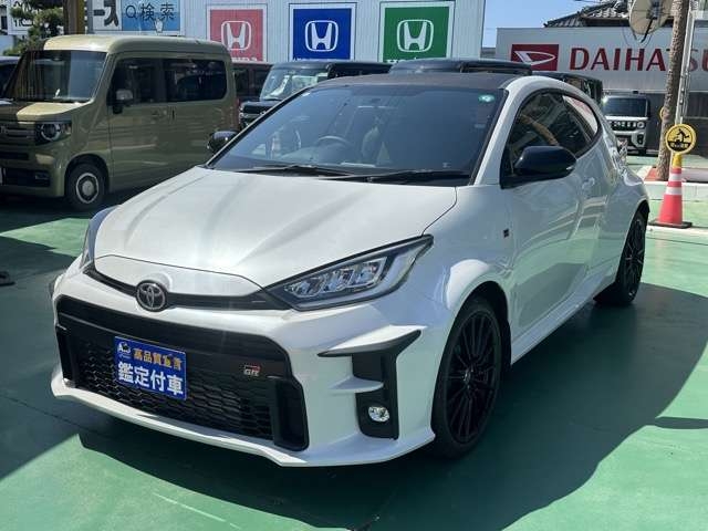 TOYOTA Yaris RC Pearl White 2023′ C291O