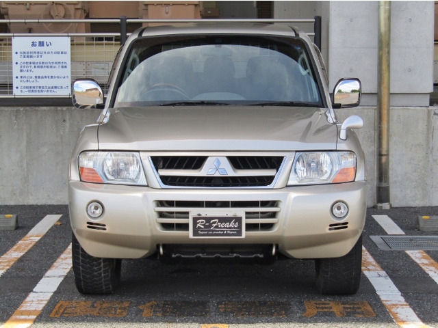 MITSUBISHI Pajero 3.0 Short Exceed I 4WD Gold 2006′ C2D0T