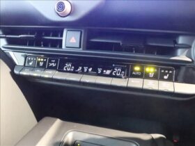 
									TOYOTA Crown CrossOver G “Advanced・Leather Pearl White 2023′ C2D3Z full								