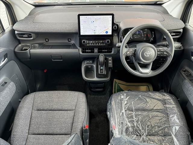 TOYOTA Sienta Hybrid Z 10.5 Type Navi   Safety Green 2025′ C2D48