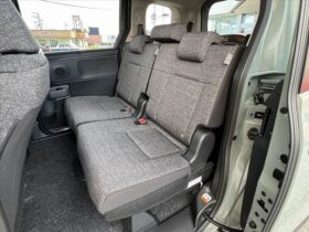 
									TOYOTA Sienta Hybrid Z 10.5 Type Navi   Safety Green 2025′ C2D48 full								