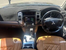 
									MITSUBISHI Pajero Long EXCEED Black 2015′ C4J03 full								