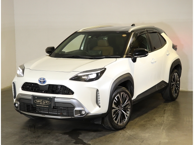 TOYOTA Yaris Cross Z Adventure Pearl White/Black 2023′ C6BE3