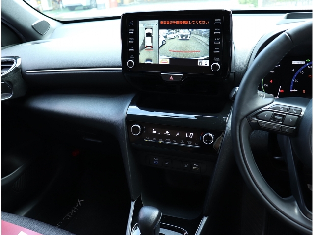 TOYOTA Yaris Cross Z Adventure Pearl White/Black 2023′ C6BE3