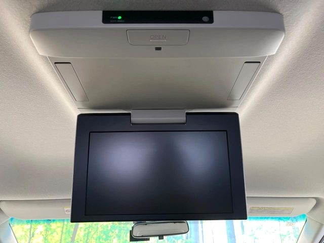 TOYOTA Estima Aeras Premium Edition Pearl White 2013′ C6JQ0