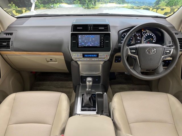 TOYOTA Land Cruiser Prado TX L Package Pearl White 2022′ C6KEB