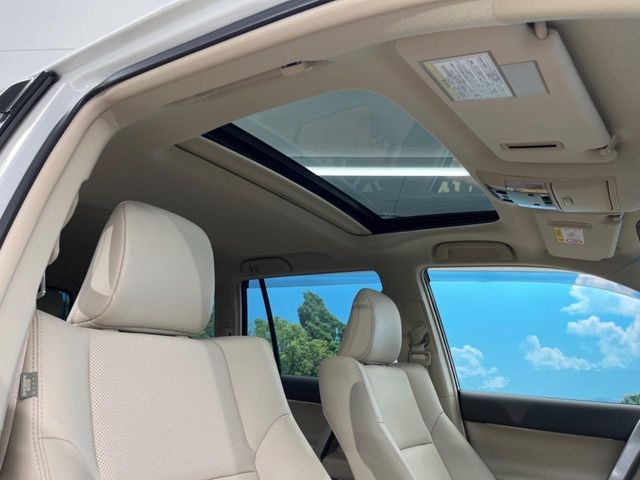 TOYOTA Land Cruiser Prado TX L Package Pearl White 2022′ C6KEB