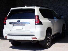 
									TOYOTA Land Cruiser Prado TX L Package Sunroof 7 Seater Pearl White 2023′ C8GL0 full								