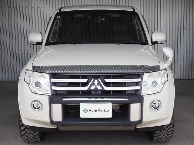 MITSUBISHI Pajero Exceed Pearl White 2011′ C8GPK