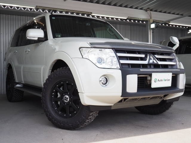MITSUBISHI Pajero Exceed Pearl White 2011′ C8GPK
