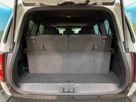 
									TOYOTA Land Cruiser Wagon VX Pearl White 2024′ C8PS6 full								