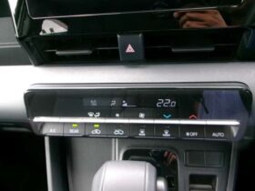 
									TOYOTA Noah X Pearl White 2024′ C8PYH full								