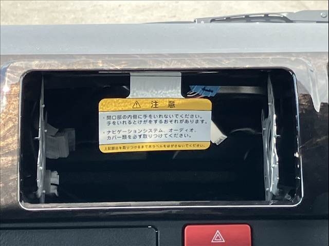 TOYOTA Hiace Van Super GL Dark Prime 2 Pearl White 2025′ C8SMC