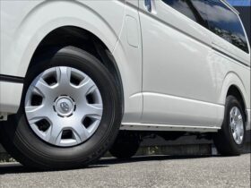 
									TOYOTA Hiace Van Super GL Dark Prime 2 Pearl White 2025′ C8SMC full								