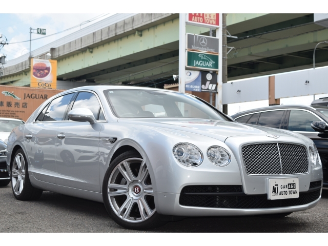 Bentley Bentley Flying Spur V8 Silver 2015′ CALQB