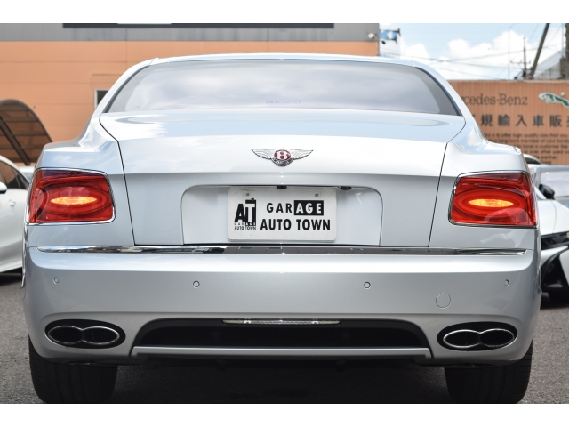 Bentley Bentley Flying Spur V8 Silver 2015′ CALQB