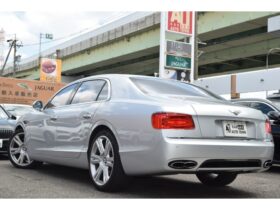 
									Bentley Bentley Flying Spur V8 Silver 2015′ CALQB full								