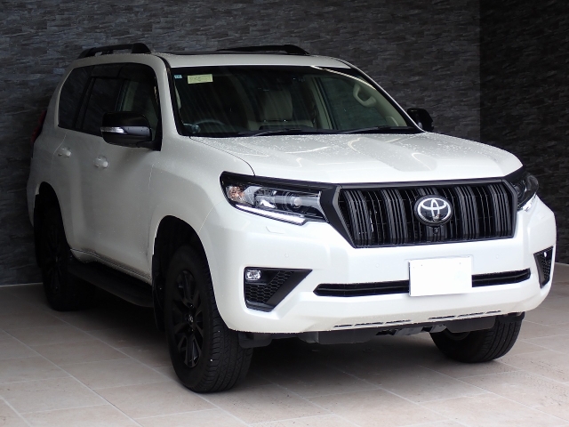 TOYOTA Land Cruiser Prado TX L Packet Matte Black Ed Pearl White 2023′ CALVY