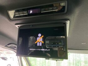 
									TOYOTA Noah S-Z Pearl White 2023′ CATK3 full								