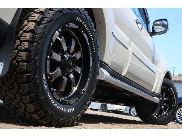 MITSUBISHI Pajero Super Exceeded Pearl White 2013′ CAV96