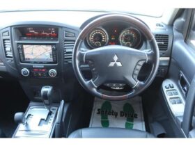 
									MITSUBISHI Pajero Super Exceeded Pearl White 2013′ CAV96 full								