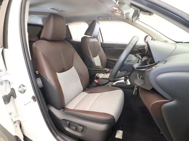 TOYOTA Yaris Cross Z Pearl White/Black 2021′ CCQTF