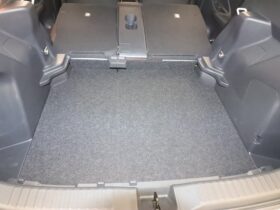 
									TOYOTA Yaris Cross Z Pearl White/Black 2021′ CCQTF full								