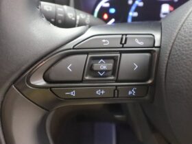 
									TOYOTA Yaris Cross Z Pearl White/Black 2021′ CCQTF full								