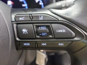 
									TOYOTA Yaris Cross Z Pearl White/Black 2021′ CCQTF full								