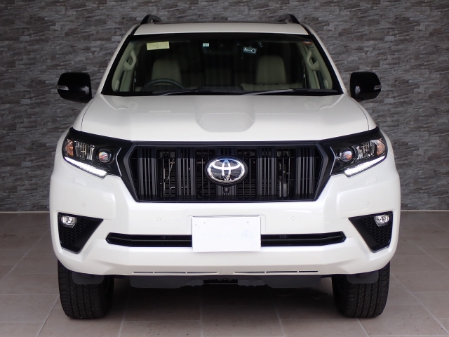TOYOTA Land Cruiser Prado TX L Packet Matte Black Ed Pearl White 2023′ CCQXI