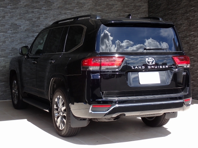 TOYOTA Land Cruiser Wagon ZX Black 2022′ CCQXJ