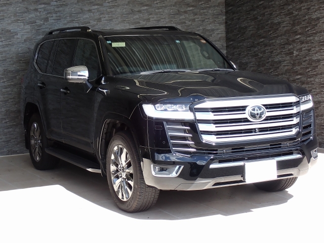TOYOTA Land Cruiser Wagon ZX Black 2022′ CCQXJ