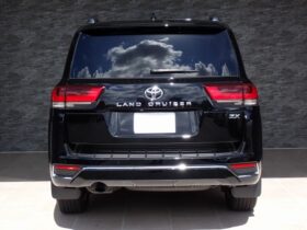 
									TOYOTA Land Cruiser Wagon ZX Black 2022′ CCQXJ full								