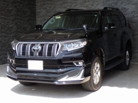 TOYOTA Land Cruiser Prado TX Sunroof 7 Seater Black 2020′ CCQXL
