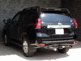 TOYOTA Land Cruiser Prado TX Sunroof 7 Seater Black 2020′ CCQXL