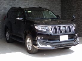 TOYOTA Land Cruiser Prado TX Sunroof 7 Seater Black 2020′ CCQXL