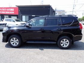 
									TOYOTA Land Cruiser Prado TX Sunroof 7 Seater Black 2020′ CCQXL full								