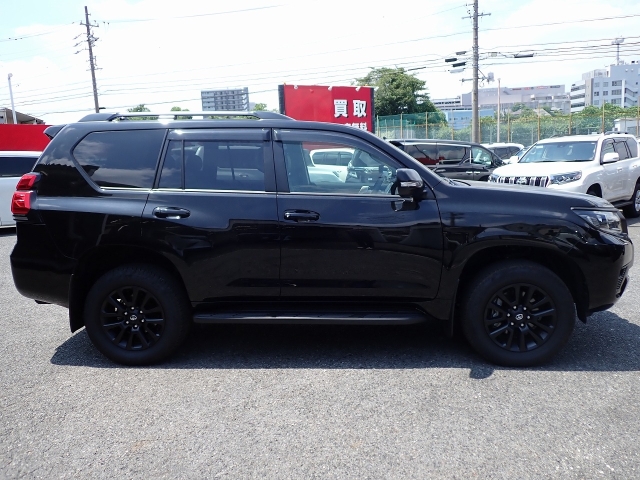 TOYOTA Land Cruiser Prado TX L Packet Matte Black Ed Black 2023′ CCQXT