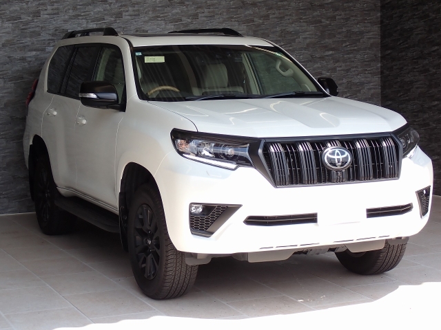 TOYOTA Land Cruiser Prado TX L Packet Matte Black Ed Pearl White 2023′ CCQY2