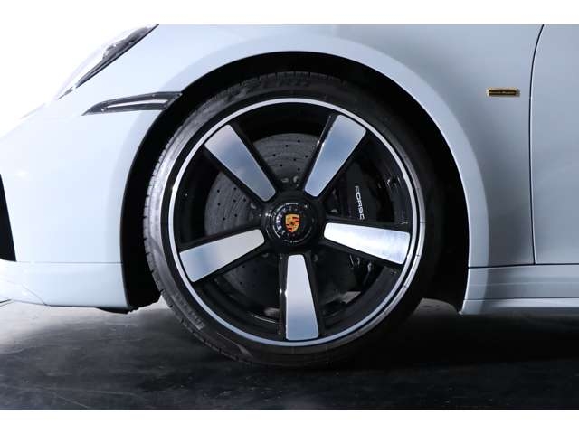 Porsche 911 Sport Classic Gray 2023′ CCYLI