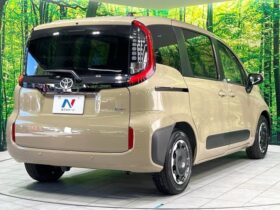 
									TOYOTA Sienta Z Gold 2025′ CCYTP full								