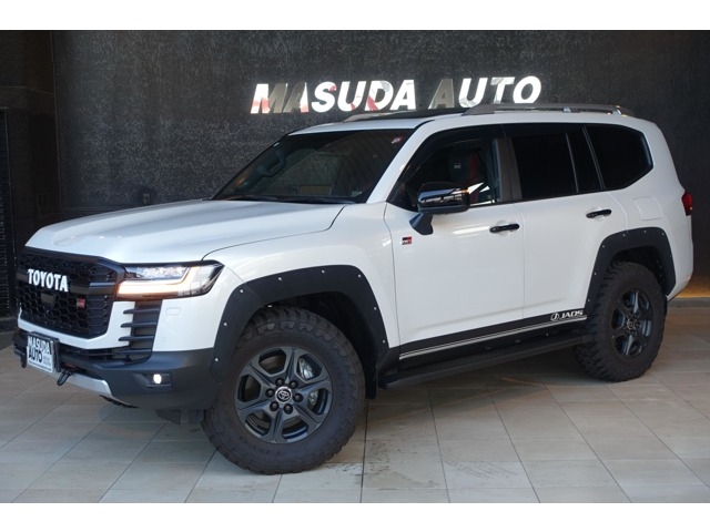 TOYOTA Land Cruiser Wagon GR Sport Pearl White 2023′ CD0BG