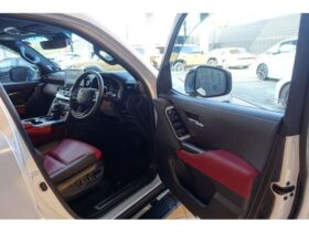 
									TOYOTA Land Cruiser Wagon GR Sport Pearl White 2023′ CD0BG full								