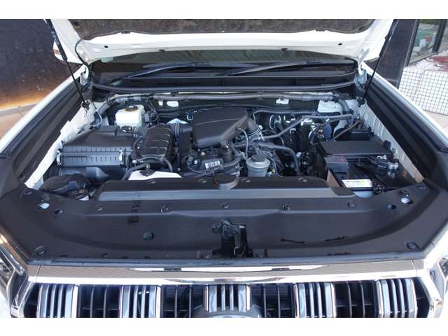 TOYOTA Land Cruiser Prado TX L Package Pearl White 2023′ CD0BH