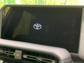 
									TOYOTA Land Cruiser Wagon VX First Edition Beige 2024′ CD0HH full								